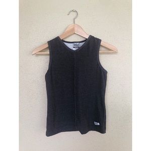Everlast grey v neck sleeveless gym workout top